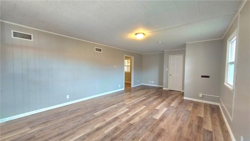 419 W 5th St, Pittsburg, KS 66762