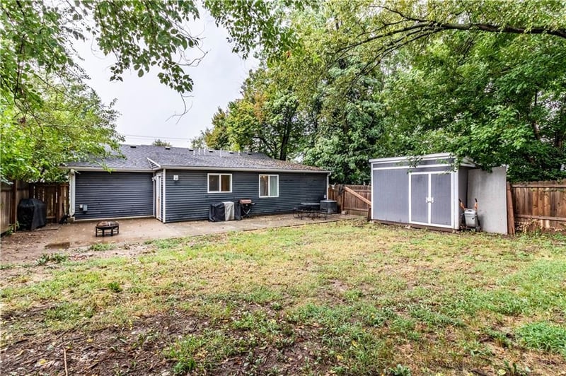 205 E Sparks St, Warrensburg, MO 64093