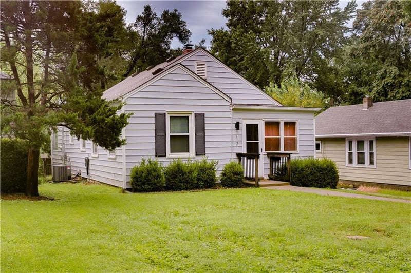 17 W 79th St, Kansas City, MO 64114