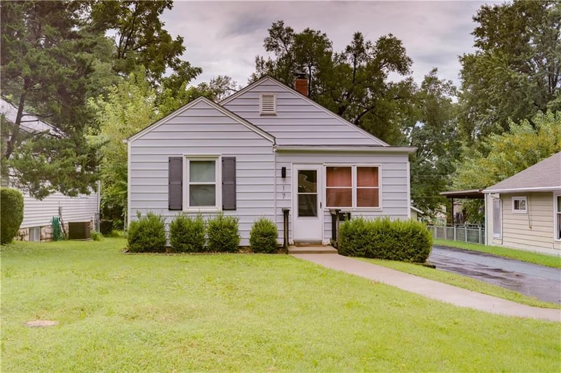 17 W 79th St, Kansas City, MO 64114