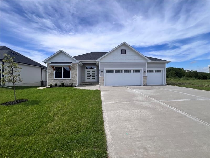 16356 Baxter St, Gardner, KS 66030