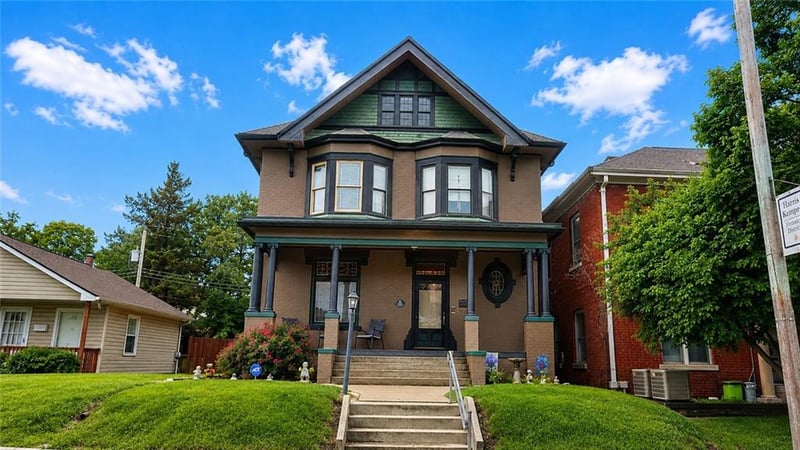 428 N 21st St, St Joseph, MO 64501