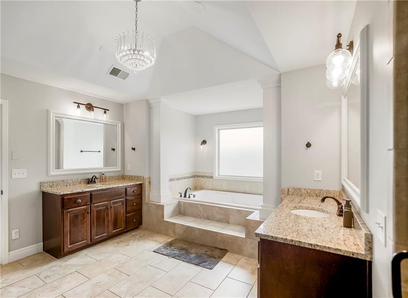 16416 Rosehill St, Overland Park, KS 66221