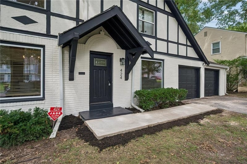424 E 79th Ter, Kansas City, MO 64131