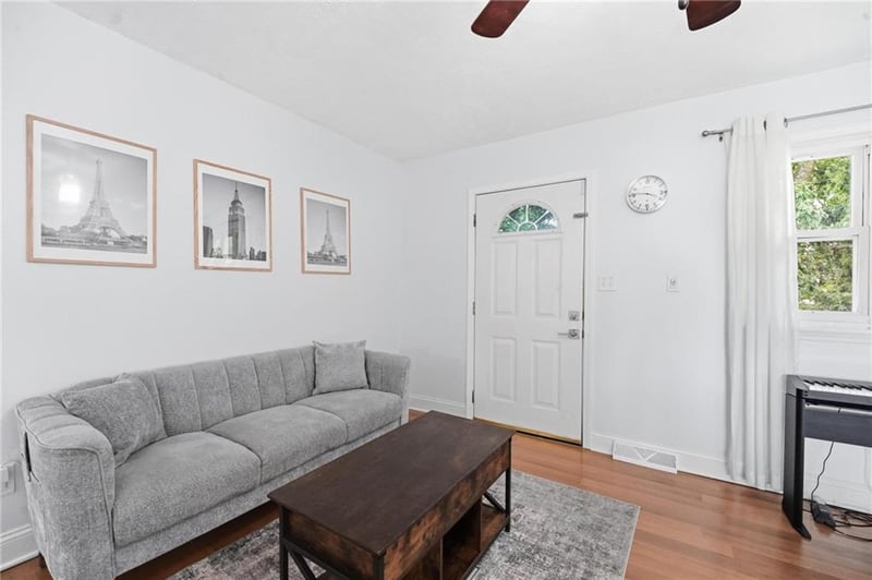1005 NE Wien Ave, Blue Springs, MO 64014