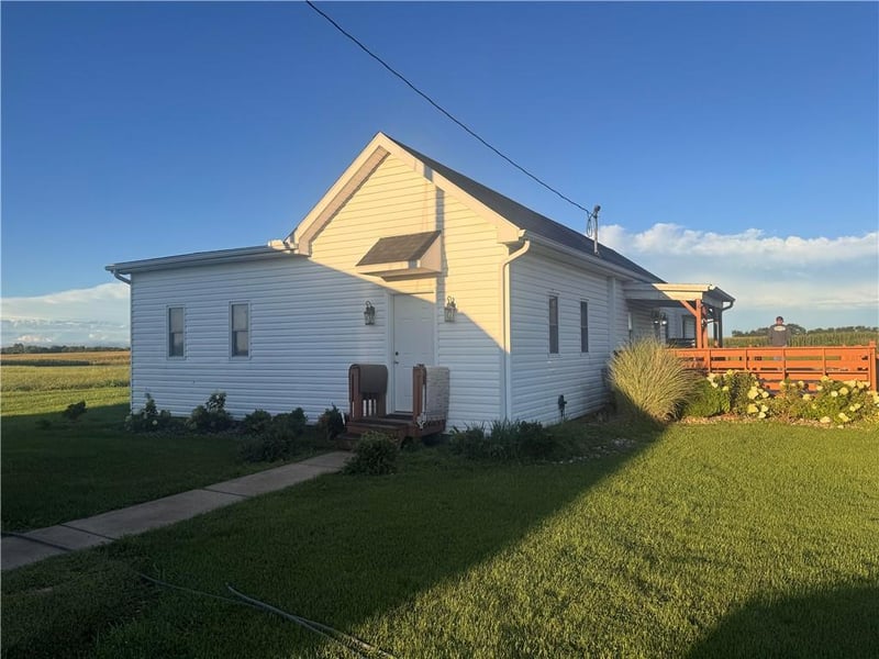 8275 NW Braley Rd, Plattsburg, MO 64477