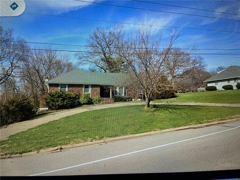 11500 E 35th St, Independence, MO 64014