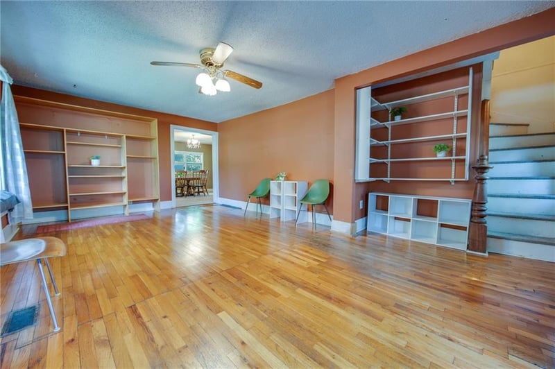 310 W Bridge St, Perry, KS 66073