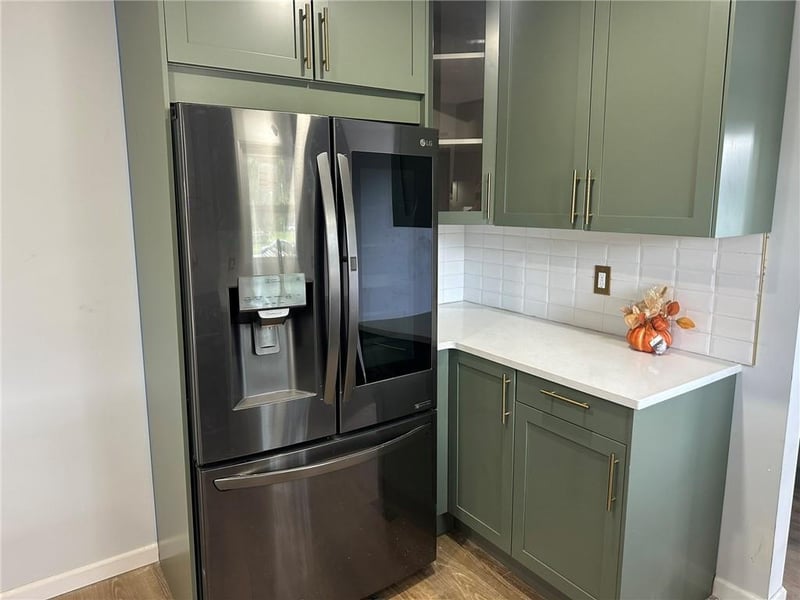107 E 15th St, Higginsville, MO 64037