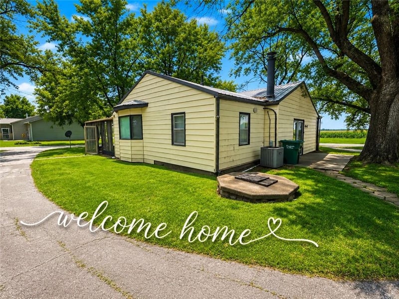808 S State Route F Hw, Garden City, MO 64747
