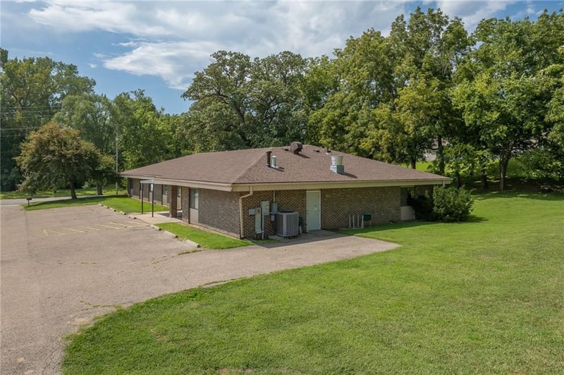 3919 Messanie St, St Joseph, MO 64506