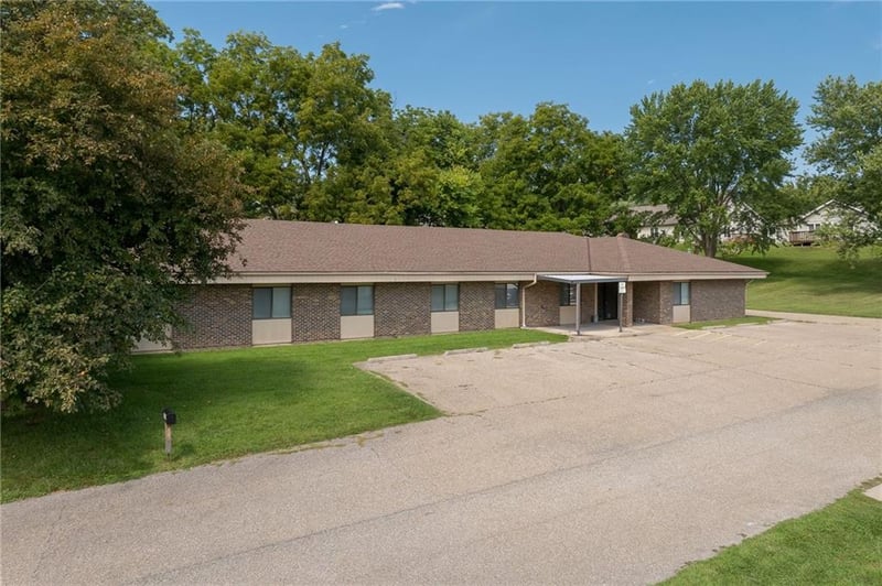 3919 Messanie St, St Joseph, MO 64506