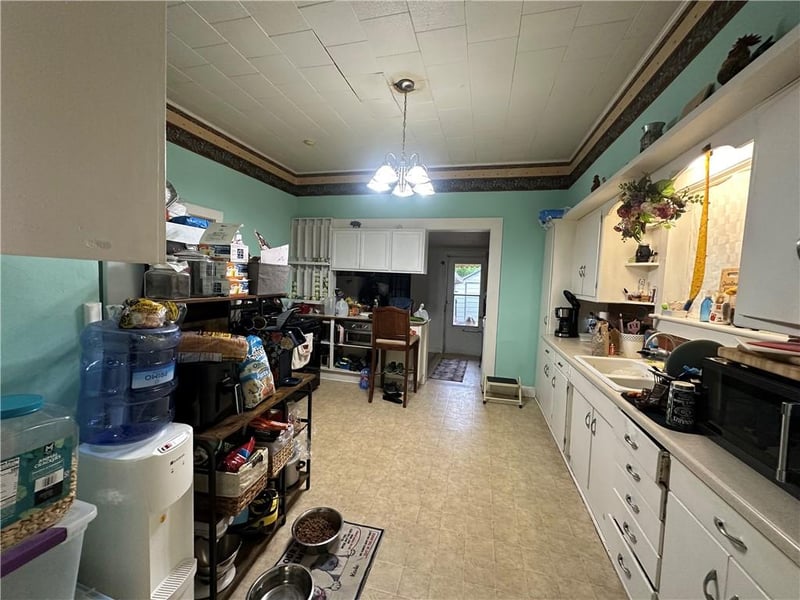 406 W Poulin St, St Joseph, MO 64501