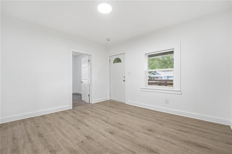 8412 Flora Ave, Kansas City, MO 64131