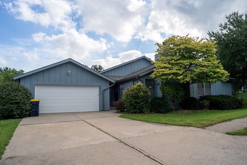 8316 N Virginia Ave, Kansas City, MO 64118