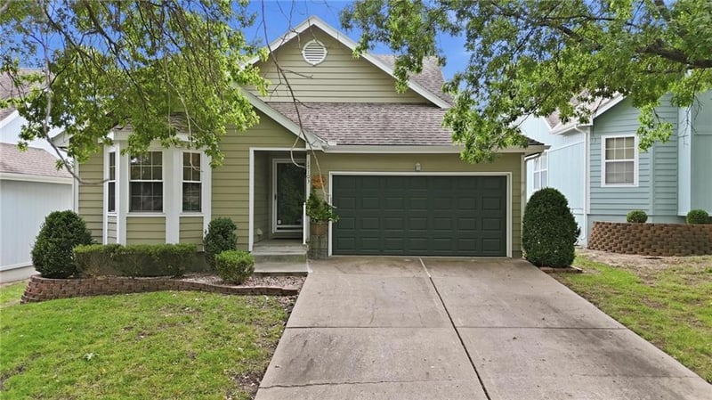 17103 E 45th St S, Independence, MO 64055