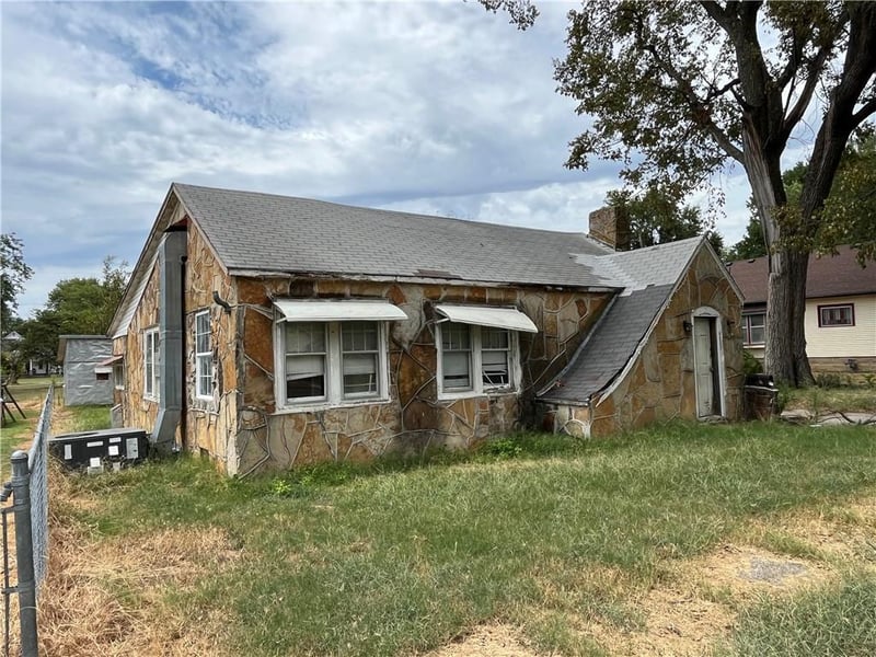 533 S Indiana Ave, Columbus, KS 66725
