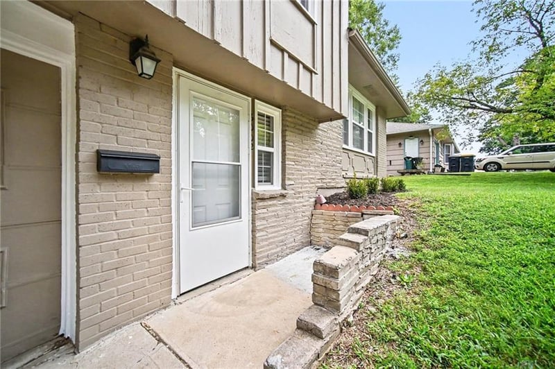 6002 E 96th Ter, Kansas City, MO 64134