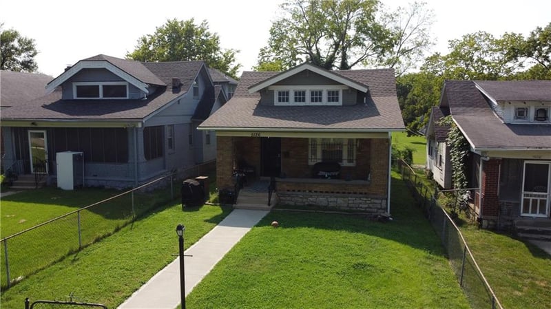 5126 Olive St, Kansas City, MO 64130