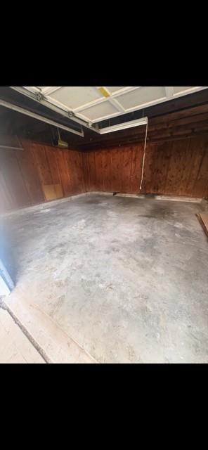 413 Maple Ave, Smithville, MO 64089