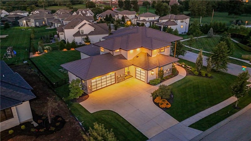 17329 Larsen St, Overland Park, KS 66221