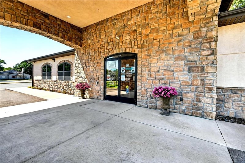 608 Willard St, Frontenac, KS 66763