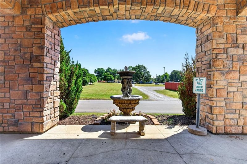 608 Willard St, Frontenac, KS 66763