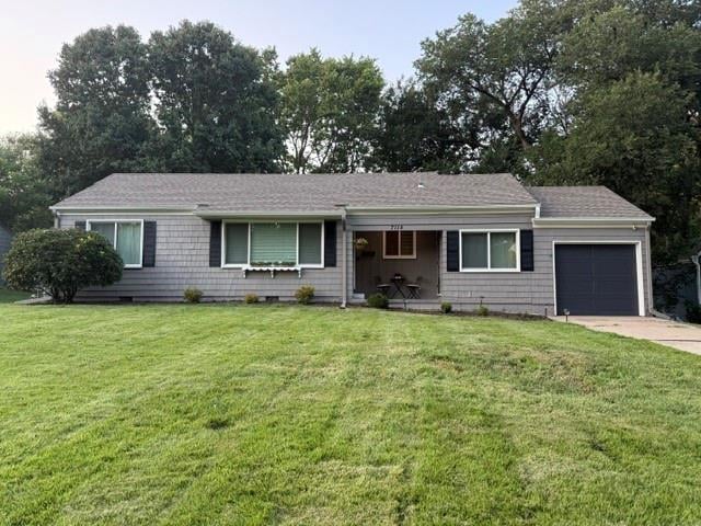 7114 W 72nd Ter, Overland Park, KS 66204
