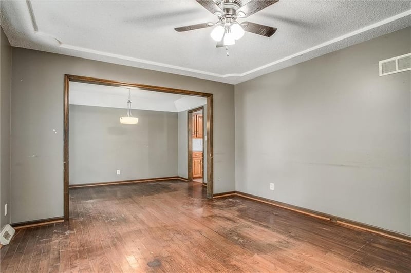 12837 Sycamore Ave, Grandview, MO 64030