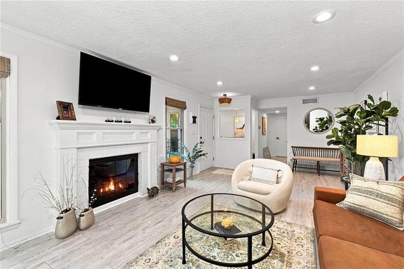 6244 Rosewood St, Mission, KS 66205