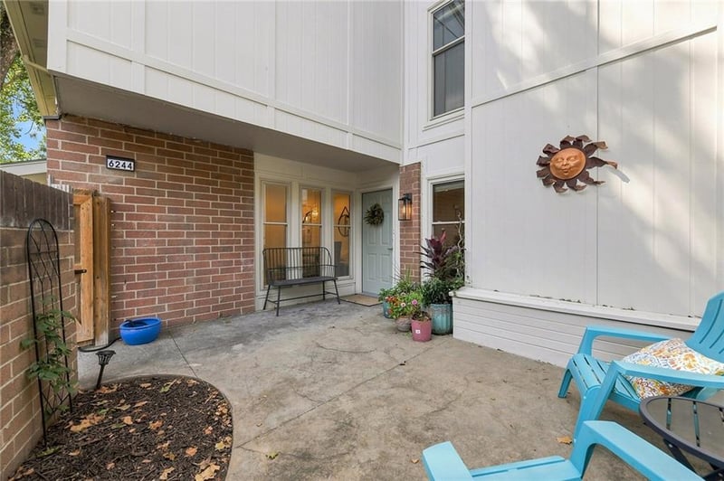 6244 Rosewood St, Mission, KS 66205