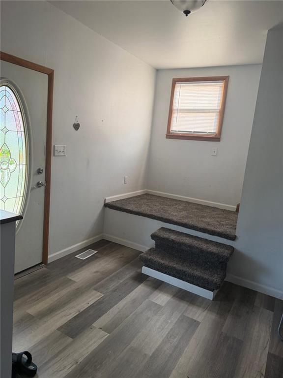 3419 Seneca St, St Joseph, MO 64507