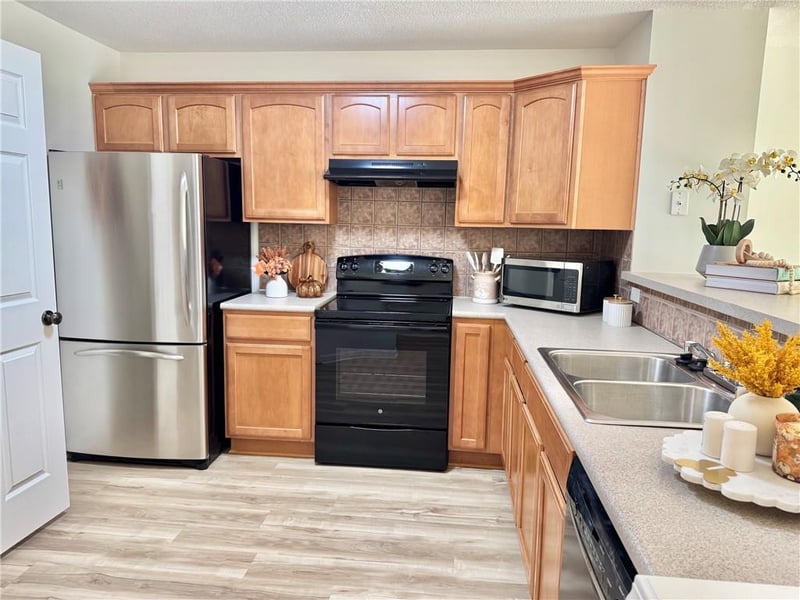 5402 N Fairmount Ave, Kansas City, MO 64118