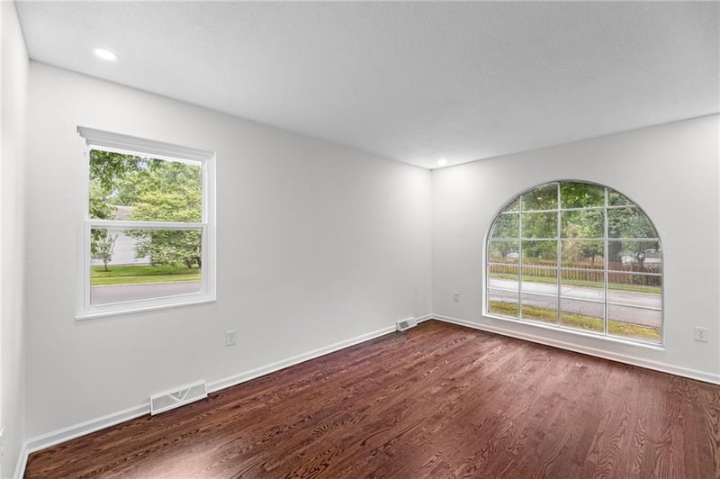 1926 E Cedar St, Olathe, KS 66062