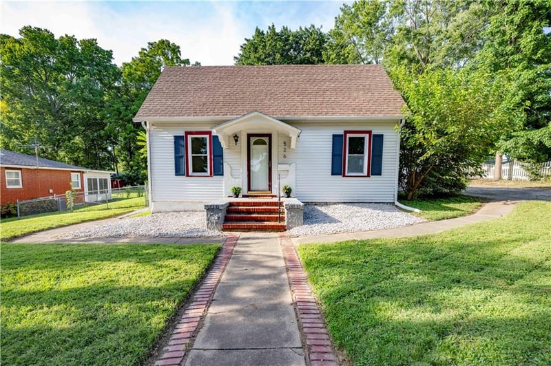 526 Reaser St, Leavenworth, KS 66048