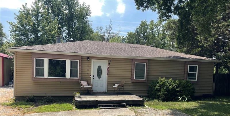 209 Main St, Bucyrus, KS 66013