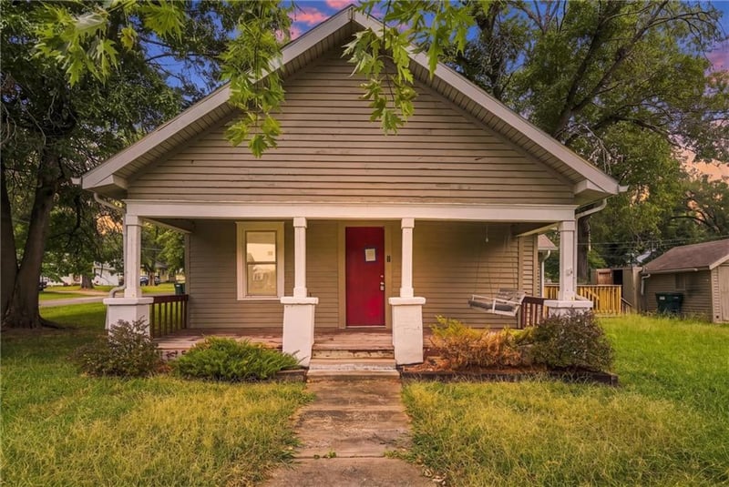 306 W Walnut St, Archie, MO 64725