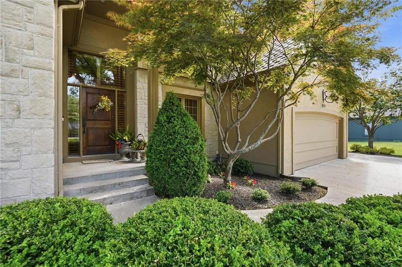 14227 Eby St, Overland Park, KS 66221