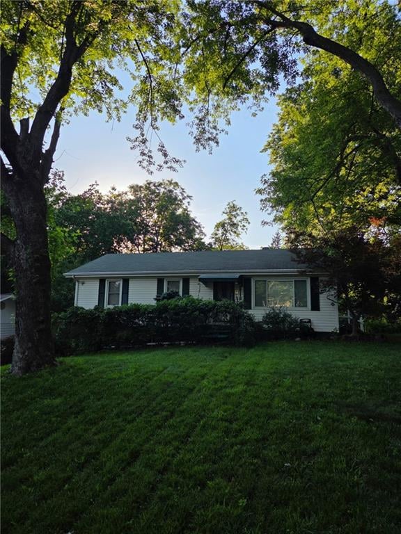 2718 Cedar Crest Ter, Independence, MO 64057