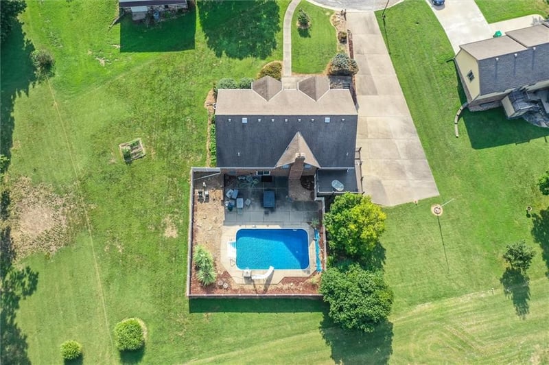 6 Willowgreen Dr, Butler, MO 64730