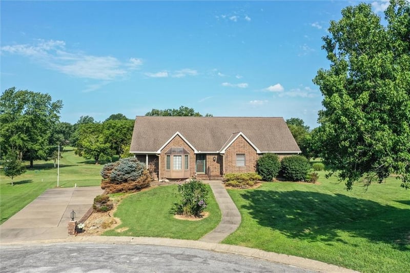 6 Willowgreen Dr, Butler, MO 64730