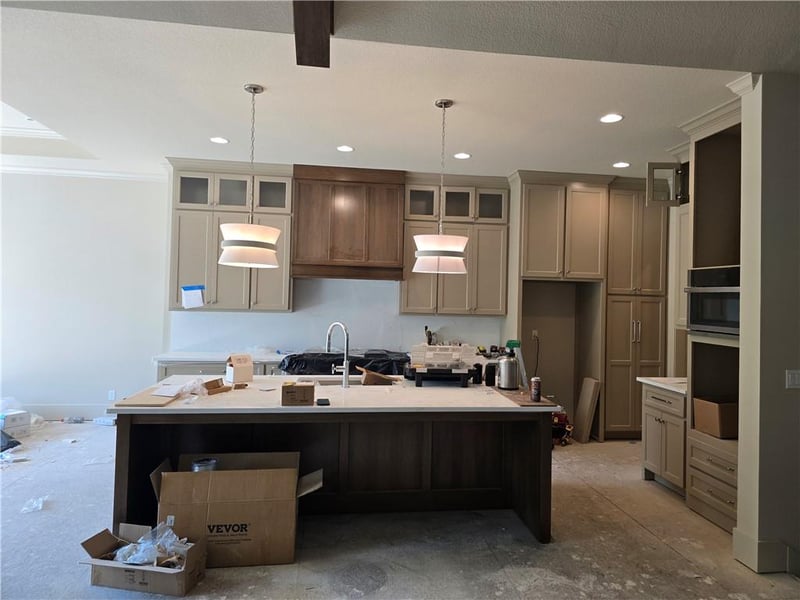 10301 W 151 Pl, Overland Park, KS 66221