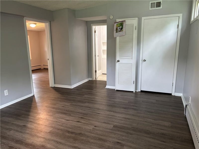 1413 W Waldo Ave, Independence, MO 64050