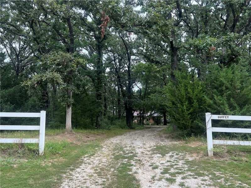 956 NW 1401 Rd, Odessa, MO 64076