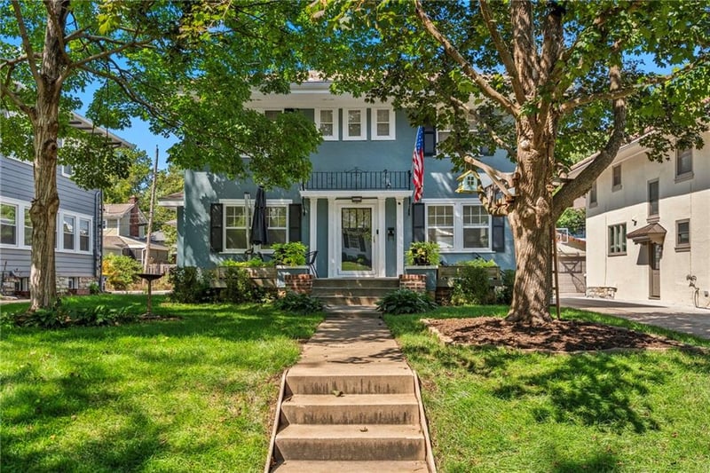 620 W 60th Ter, Kansas City, MO 64113