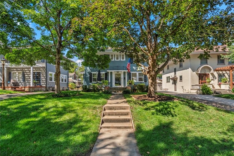620 W 60th Ter, Kansas City, MO 64113