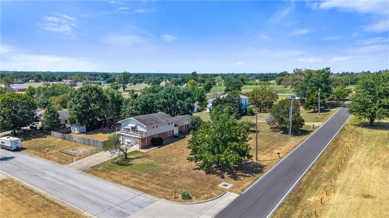 1901 Stark St, Coffeyville, KS 67333