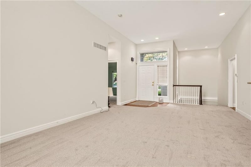 12940 Travis St, Overland Park, KS 66209