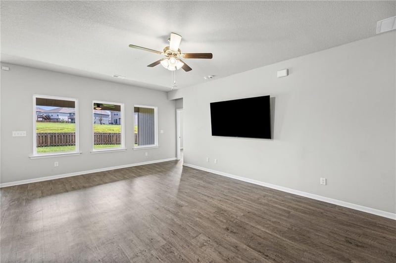 1606 Maci St, Belton, MO 64012