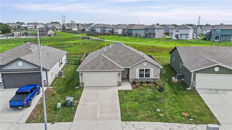 1606 Maci St, Belton, MO 64012